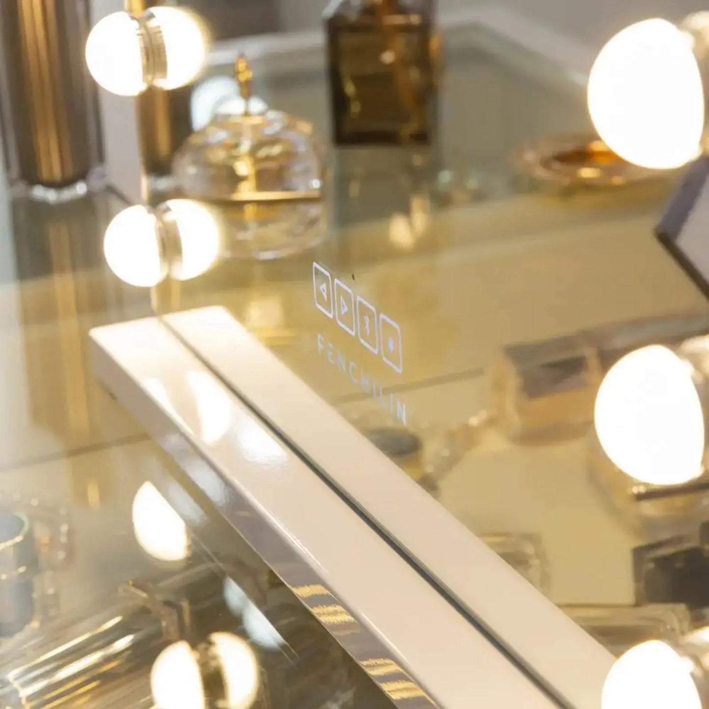 Coiffeuse LED | Miroir Hollywood Bluetooth - Miroir émoi - Coiffeuse 
